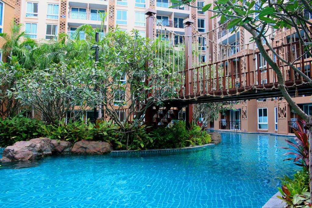 Atlantis Condo Resort Jomtien מראה חיצוני תמונה